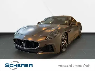 Usata Maserati Granturismo 549 CV (403 kW) 2024 Grigio Coupé