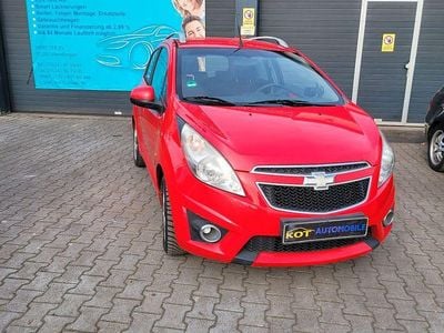 Rot Gebraucht 2010 Chevrolet Spark Kleinwagen | 3.999 € (Etwas zu teuer)