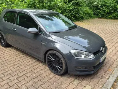Gebraucht VW Golf Cup 122 PS (89 kW) 2014 Grau Coupé