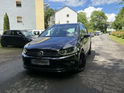 Gebraucht VW Golf Sportsvan Highline 150 PS (110 kW) 2015 Schwarz Van / Kleinbus