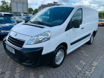 Gebraucht Peugeot Expert 128 PS (94 kW) 2013 Weiß Van