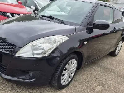 Gebraucht Suzuki Swift Basic 94 PS (69 kW) 2011 Schwarz Kleinwagen