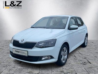 Weiß Gebraucht 2016 Skoda Fabia Style Limousine | 9.980 € (Etwas zu teuer)