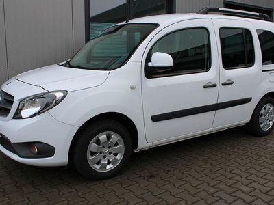 Gebraucht Mercedes Citan 112 Edition 114 PS (83 kW) 2018 Weiß Kombi