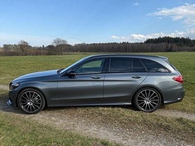 Gebraucht Mercedes C220 AMG line 170 PS (125 kW) 2017 Schwarz Kombi