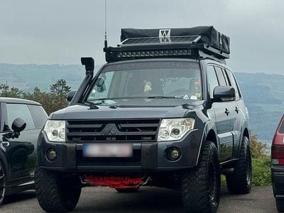 Usata Mitsubishi Pajero 200 CV (147 kW) 2007 Blu SUV