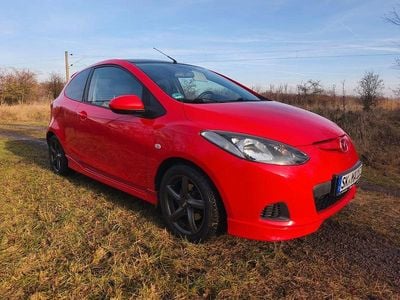 Gebraucht Mazda 2 75 PS (55 kW) 2010 Rot Kleinwagen