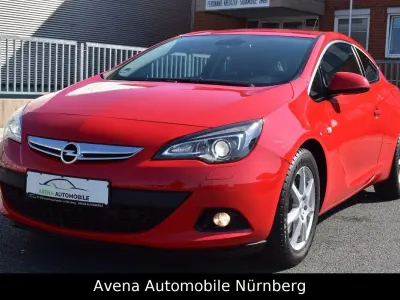 Brugt Opel Astra GTC Innovation 179 HK (131 kW) 2012 Rød Coupe