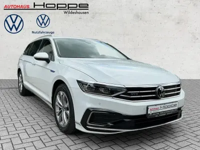 Gebraucht VW Passat GTE 218 PS (160 kW) 2022 Weiß Kombi