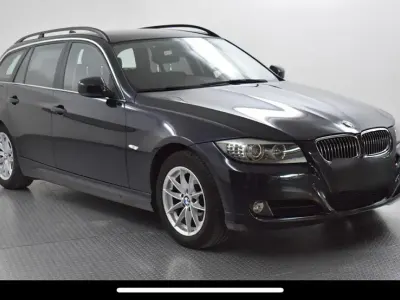 Gebraucht BMW 325 218 PS (160 kW) 2010 Blau Kombi