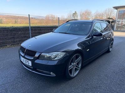 Gebraucht BMW 330 Performance 231 PS (169 kW) 2005 Schwarz Kombi