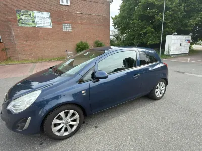 Gebraucht Opel Corsa 88 PS (64 kW) 2012 Blau Kleinwagen