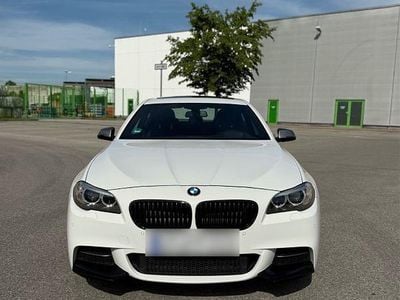 BMW M550