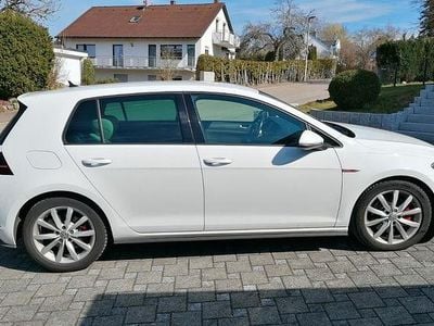 Gebraucht VW Golf VII GTI 230 PS (169 kW) 2018 Weiß Limousine