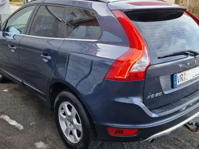 Begagnad Volvo XC60 215 HK (158 kW) 2011 Blå SUV