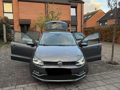 Gebraucht VW Polo LOUNGE 110 PS (80 kW) 2015 Grau Limousine