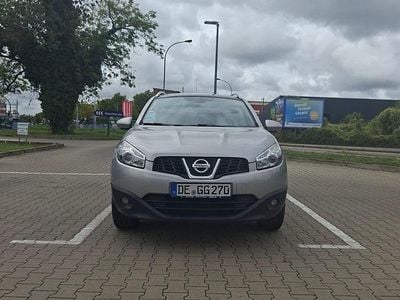 Nissan Qashqai +2