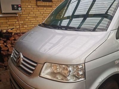 Grau Gebraucht 2007 VW Caravelle Van / Kleinbus | 9.950 € (Fairer Preis)