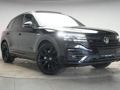 Schwarz Gebraucht 2022 VW Touareg R-line SUV | 51.990 € (Etwas zu teuer)