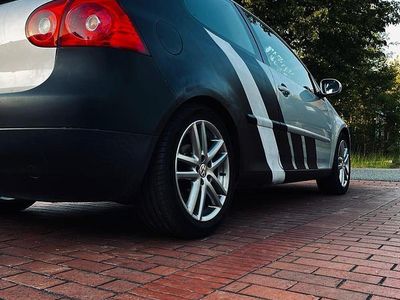 VW Golf V