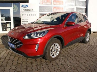 Gebraucht Ford Kuga Titanium 150 PS (110 kW) 2020 Lucidrot metallic (metallic) SUV