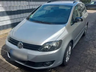 Gebraucht VW Golf Sportsvan Match 105 PS (77 kW) 2012 Silber Van / Kleinbus