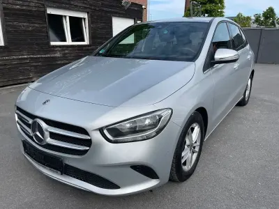 Gebraucht Mercedes B200 Style 150 PS (110 kW) 2020 Silber Kleinwagen