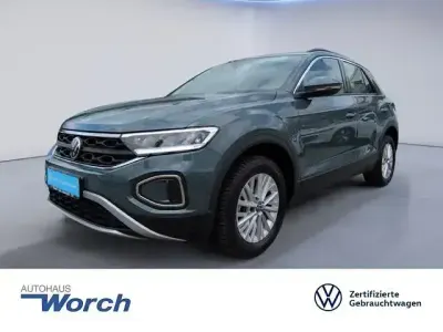 Gebraucht VW T-Roc Life 150 PS (110 kW) 2025 Petroleum blue metallic SUV