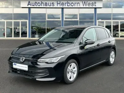 Occasion VW Golf VIII Life 150 ch (110 kW) 2025 Noir Berline