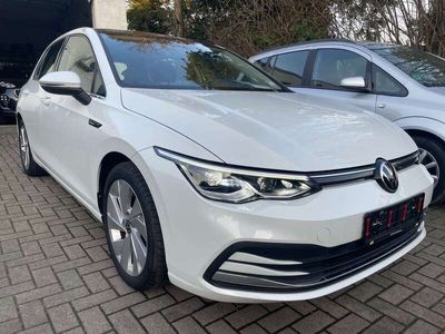 gebraucht VW Golf 1.5 eTSI OPF DSG First Edtion IQ-Light