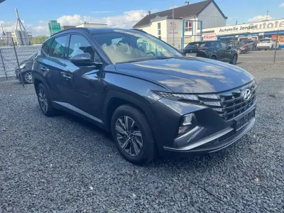 Gebraucht Hyundai Tucson Select 150 PS (110 kW) 2022 Grau SUV