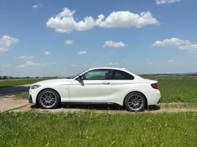 Gebraucht BMW 228 M Sport 245 PS (180 kW) 2015 Weiß Coupé