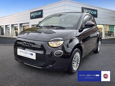 Schwarz Neu 2025 Fiat 500e Red Cabrio | 38.491 €