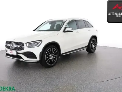 Gebraucht Mercedes GLC300 AMG 245 PS (180 kW) 2022 Weiss (metallic) SUV