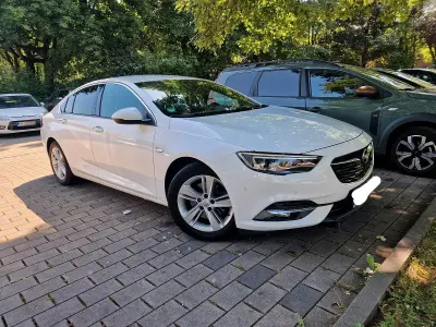 Gebraucht Opel Insignia Business Innovation 170 PS (125 kW) 2017 Weiß Limousine