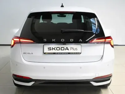 Usata Skoda Scala Tour 150 CV (110 kW) 2025 Bianco Utilitaria