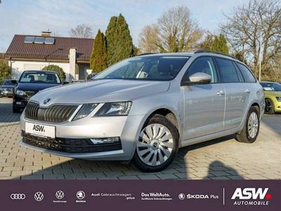 gebraucht Skoda Octavia Combi Ambition 2,0 TDI Navi PDC GRA AHK