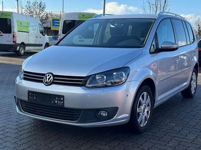 Gebraucht VW Touran Cup 105 PS (77 kW) 2014 Silber Van / Kleinbus