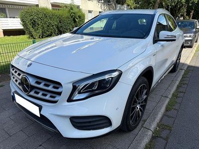 Mercedes GLA200