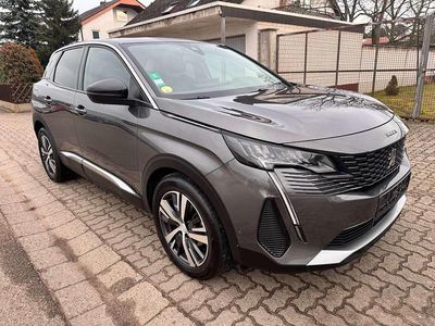 Grau Gebraucht 2022 Peugeot 3008 SUV | 16.100 € (Fairer Preis)