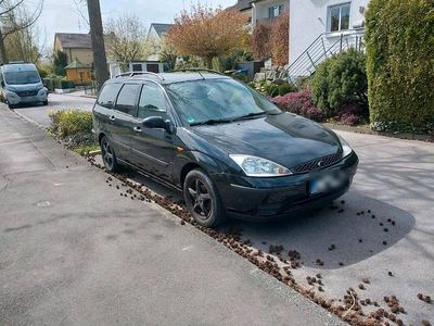 Second-hand Ford Focus 118 CP (86 kW) 2004 Negru Break