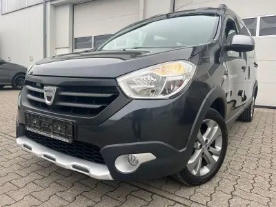 Usata Dacia Dokker Stepway 90 CV (66 kW) 2016 Monovolume
