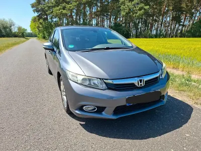 Gebraucht Honda Civic 140 PS (102 kW) 2013 Grau Limousine