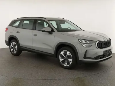 Neu Skoda Kodiaq Selection 150 PS (110 kW) 2026 Stahl grau SUV