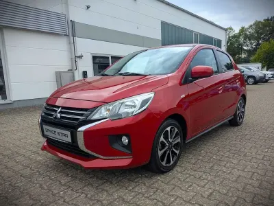 Gebraucht Mitsubishi Space Star Spirit+ 71 PS (52 kW) 2021 Amarena rot Kleinwagen