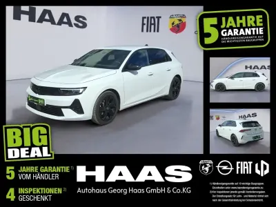 Gebraucht Opel Astra GS Line 131 PS (96 kW) 2023 Jade weiss/arktis weiss Limousine