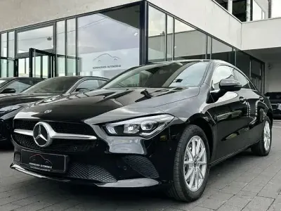 Gebraucht Mercedes CLA250e 218 PS (160 kW) 2022 Schwarz Limousine
