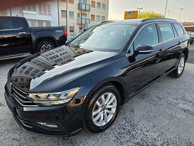 Gebraucht VW Passat Business 150 PS (110 kW) 2023 Schwarz Kombi