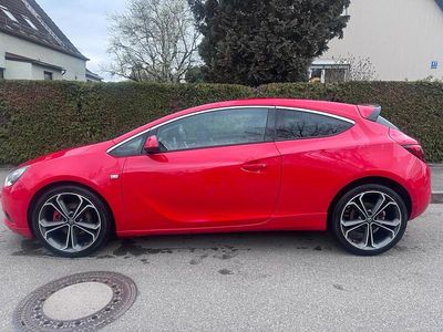 Gebraucht Opel Astra GTC OPC 163 PS (119 kW) 2013 Rot Limousine