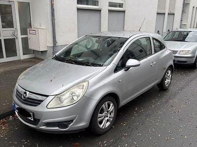 Silber Gebraucht 2008 Opel Corsa Limousine | 2.500 € (Guter Preis)